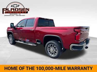 2026 Chevrolet 2500 Crew Cab, $0. Photo 3