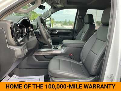 2026 Chevrolet 2500 Crew Cab, $85490. Photo 10