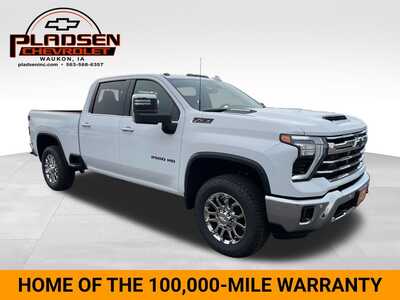 2026 Chevrolet 2500 Crew Cab, $85490. Photo 7
