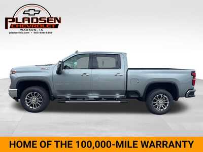 2026 Chevrolet 3500 Crew Cab, $86925. Photo 2
