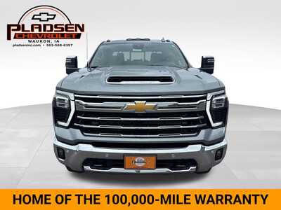 2026 Chevrolet 3500 Crew Cab, $86925. Photo 8