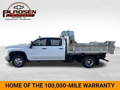 2026 Chevrolet 3500 Crew Cab, $0. Photo 2