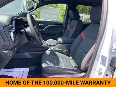 2026 Chevrolet Colorado Crew Cab, $47835. Photo 10