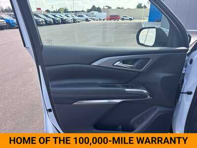 2027 Chevrolet Traverse, $50470. Photo 12