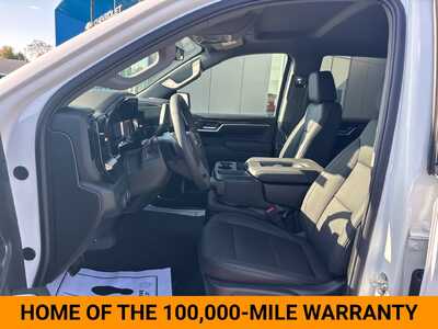 2026 Chevrolet 1500 Crew Cab, $56083. Photo 11
