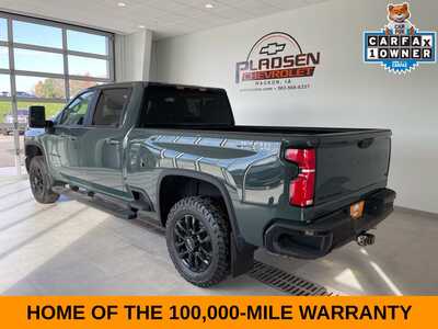 2025 Chevrolet 2500 Crew Cab, $60399. Photo 3