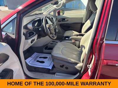 2017 Chrysler Pacifica, $5500. Photo 12