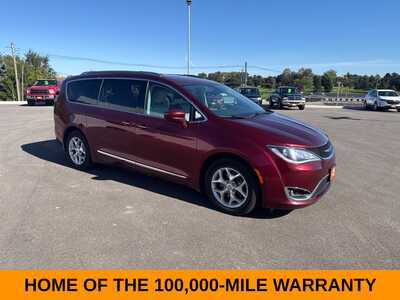 2017 Chrysler Pacifica, $5500. Photo 9