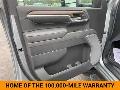 2026 Chevrolet 2500 Crew Cab, $90315. Photo 12