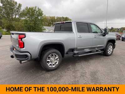 2026 Chevrolet 2500 Crew Cab, $90315. Photo 6