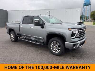 2026 Chevrolet 2500 Crew Cab, $90315. Photo 8