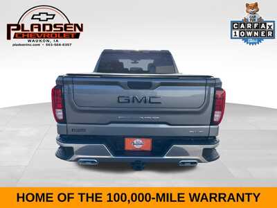 2022 GMC 1500 Crew Cab, $31999. Photo 4