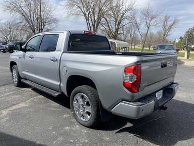 2016 Toyota Tundra Crew Cab, $33900. Photo 4