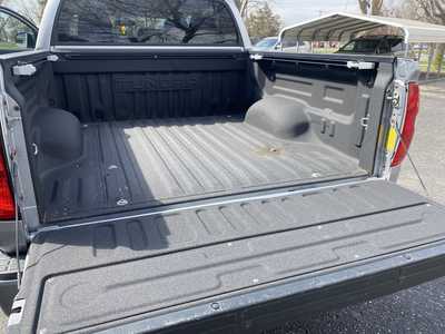 2016 Toyota Tundra Crew Cab, $33900. Photo 8