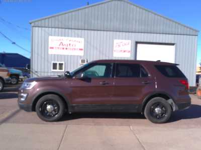 2017 Ford Explorer, $10995. Photo 2