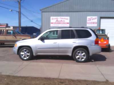 2009 GMC Envoy, $5995. Photo 2