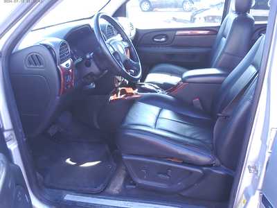 2009 GMC Envoy, $5995. Photo 5