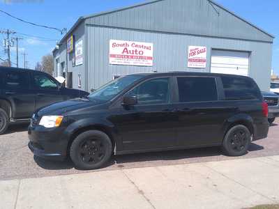 2011 Dodge Caravan, Grand, $9995. Photo 1