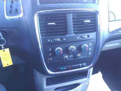 2011 Dodge Caravan, Grand, $9995. Photo 8