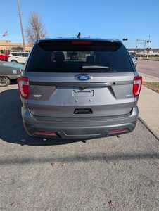 2018 Ford Explorer, $10995. Photo 4