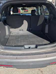 2017 Ford Explorer, $11695. Photo 9