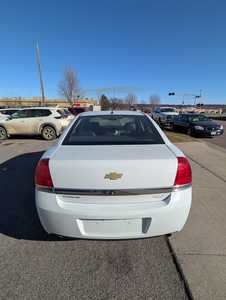 2011 Chevrolet Caprice, $10995. Photo 4