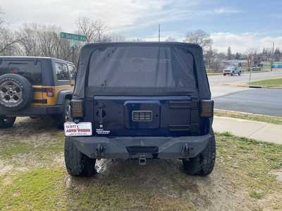 2013 Jeep Wrangler, $12995. Photo 4