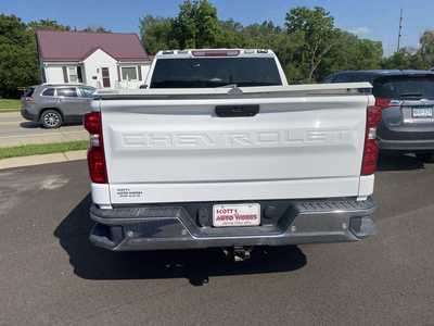 2020 Chevrolet 1500 Ext Cab, $19995. Photo 4