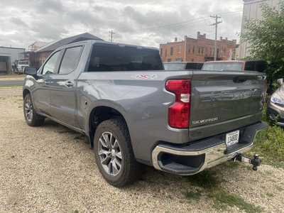 2020 Chevrolet 1500 Crew Cab, $24995. Photo 3