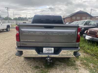 2020 Chevrolet 1500 Crew Cab, $24995. Photo 4