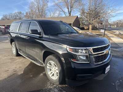 2016 Chevrolet Suburban, $11995. Photo 1