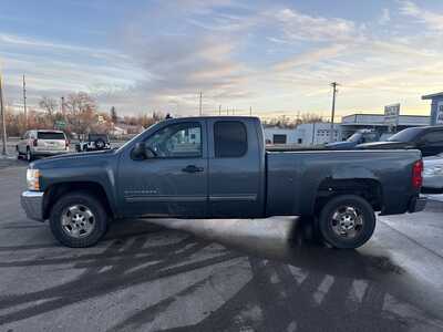 2012 Chevrolet 1500 Ext Cab, $8995. Photo 2