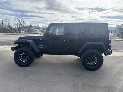 2017 Jeep Wrangler Unlimited, $14995. Photo 2