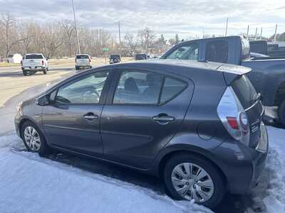 2012 Toyota Prius, $7995. Photo 2