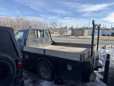 2000 GMC 3500 Reg Cab, $6995. Photo 4