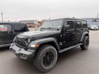 2018 Jeep Wrangler Unlimited, $19995. Photo 1
