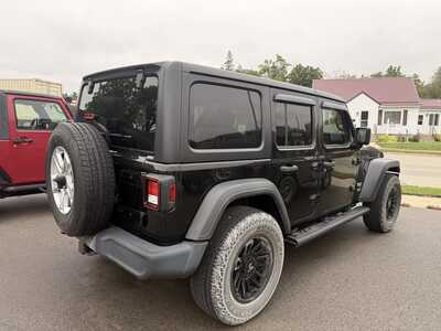 2018 Jeep Wrangler Unlimited, $19995. Photo 5