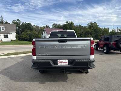 2022 Chevrolet 2500 Crew Cab, $24995. Photo 6