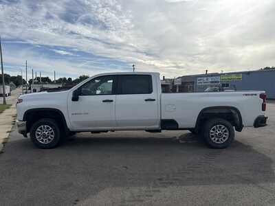 2022 Chevrolet 2500 Crew Cab, $24995. Photo 9
