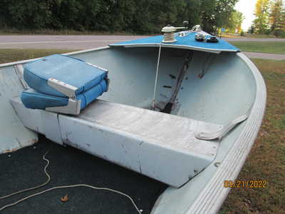 1983 Alumacraft Boat, Fishing, $1295. Photo 7