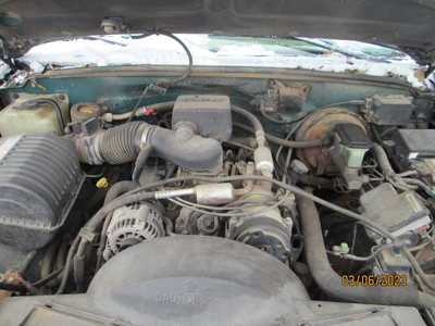 1998 Chevrolet 2500 Ext Cab, $1195. Photo 8