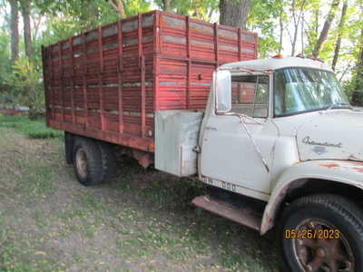 1963 International Loadstar, $1495. Photo 5