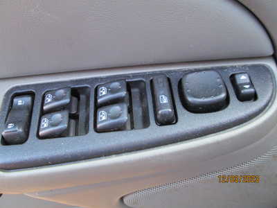 2006 Chevrolet Tahoe, $3695. Photo 9