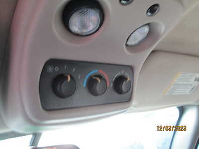 2006 Chevrolet Tahoe, $3695. Photo 11