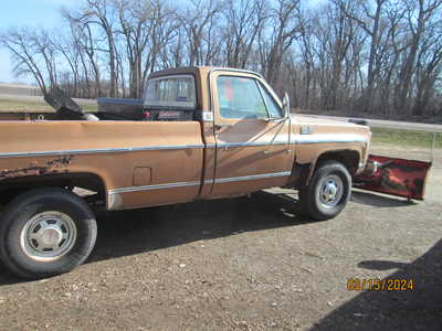 1979 GMC 2500 Reg Cab, $1995. Photo 5