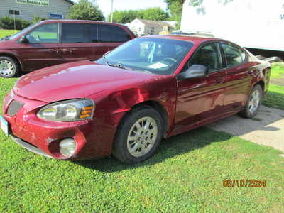 2005 Pontiac Grand Prix, $1295. Photo 2