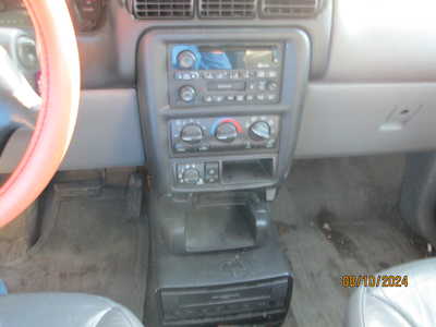 2000 Chevrolet Venture, $1695. Photo 8