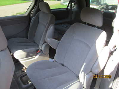2003 Chrysler Town & Country, $1495. Photo 4