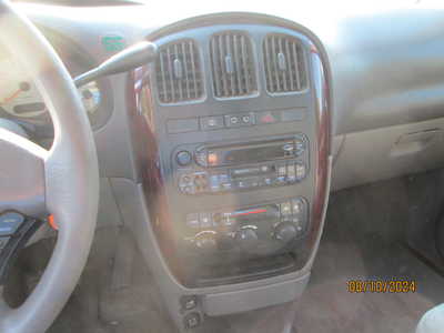 2003 Chrysler Town & Country, $1495. Photo 6