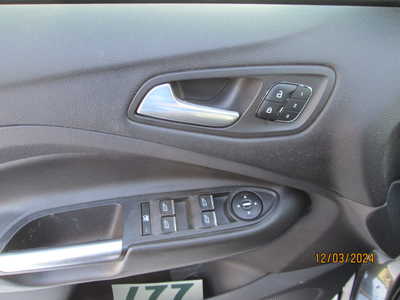 2016 Ford Escape, $5695. Photo 10